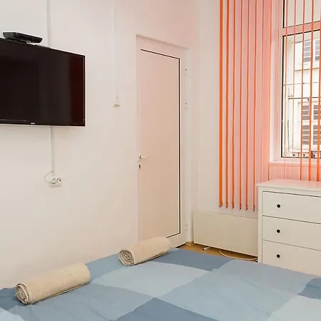 Simple And Spacious 1-bebroom Flat With Terrace *